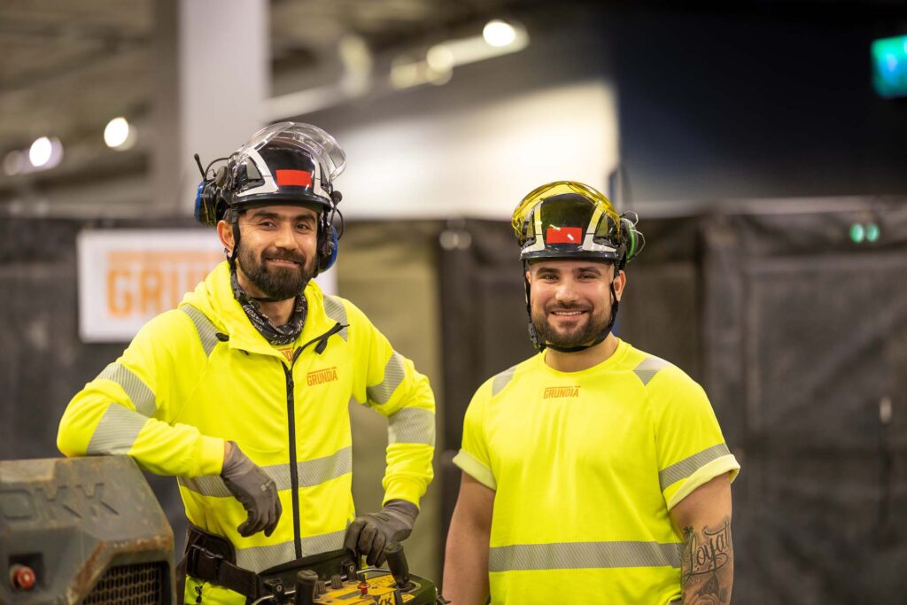 Nordisk Bergteknik - Två medarbetare hos Grundia.